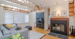 Spacious Villa with Private Garden and Parking